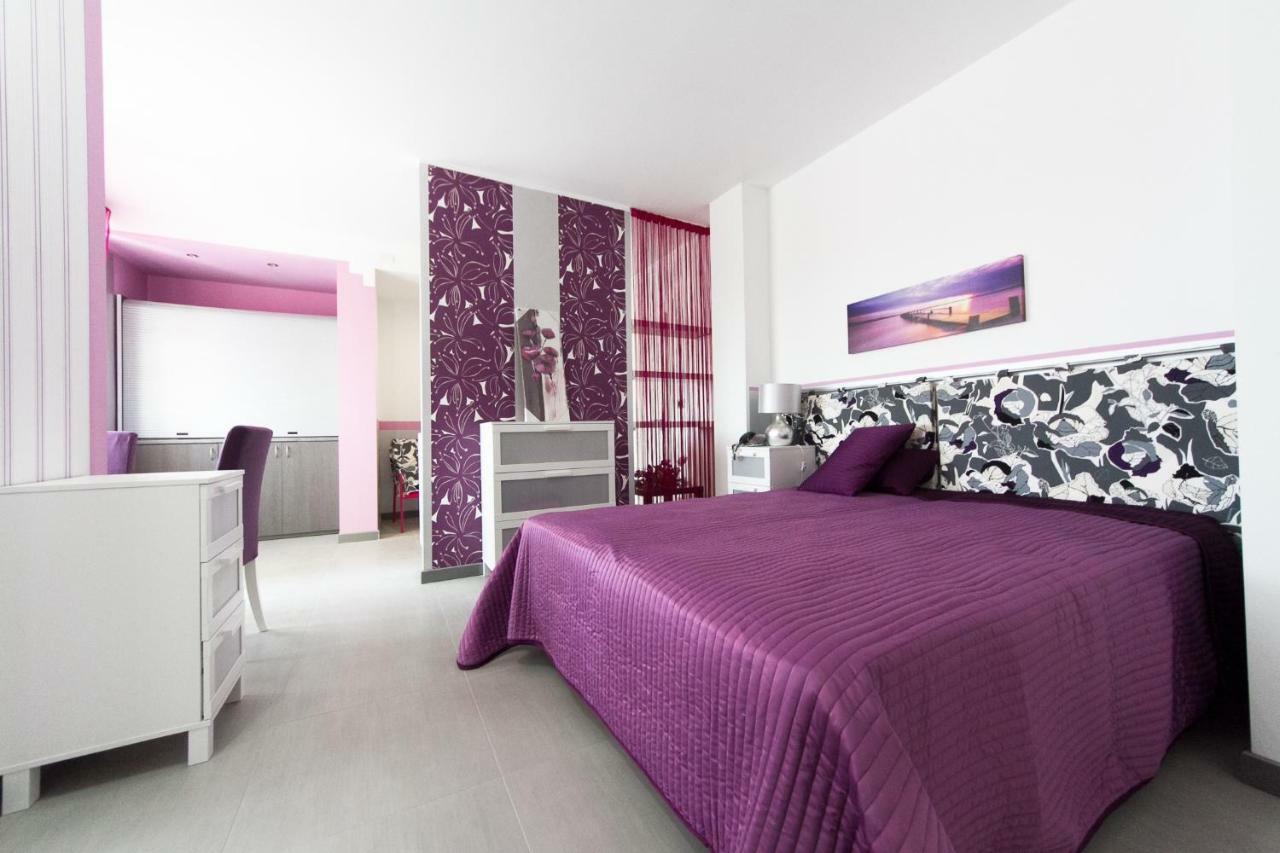 Residence Le Betulle Executive Caselette Camera foto